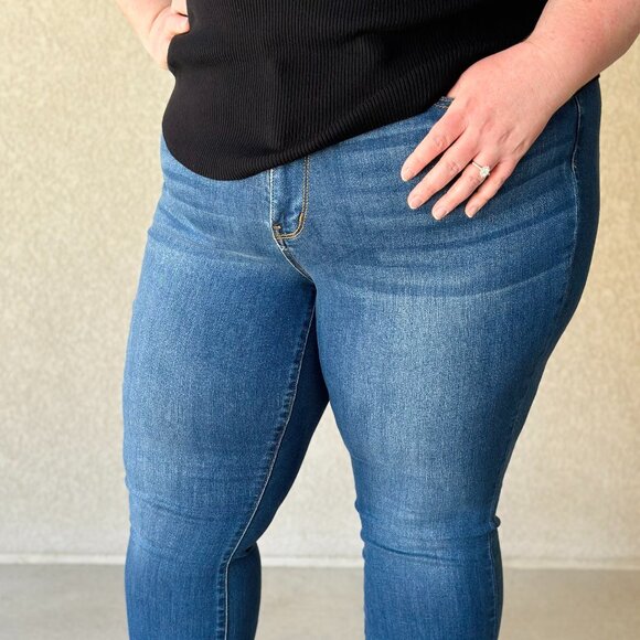 Jessica Cuffed Hem Skinny Jean from Judy Blue - Picture 5 of 6
